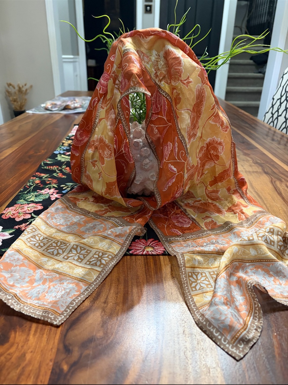 Jones of New York 💯 silk scarf 🧣 Orange and Cream Floral Sheer Scarf - 10 x 50in
